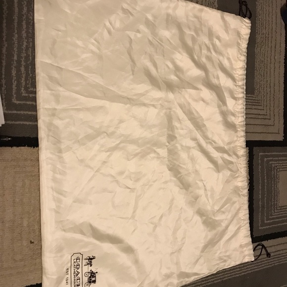 Coach Dust Bags Several sizes and colors - Picture 3 of 4